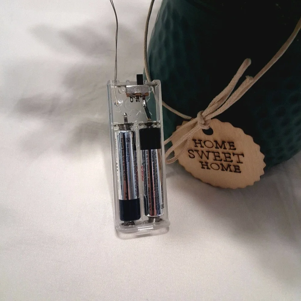 Christmas Tree with‎ Red Berries Pot Home Sweet Home Decor Light Up Battery Pack